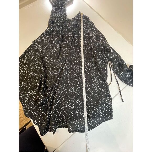 Lane Bryant 26/28 bundle kit blouse cold shoulder tank black - Picture 7 of 10